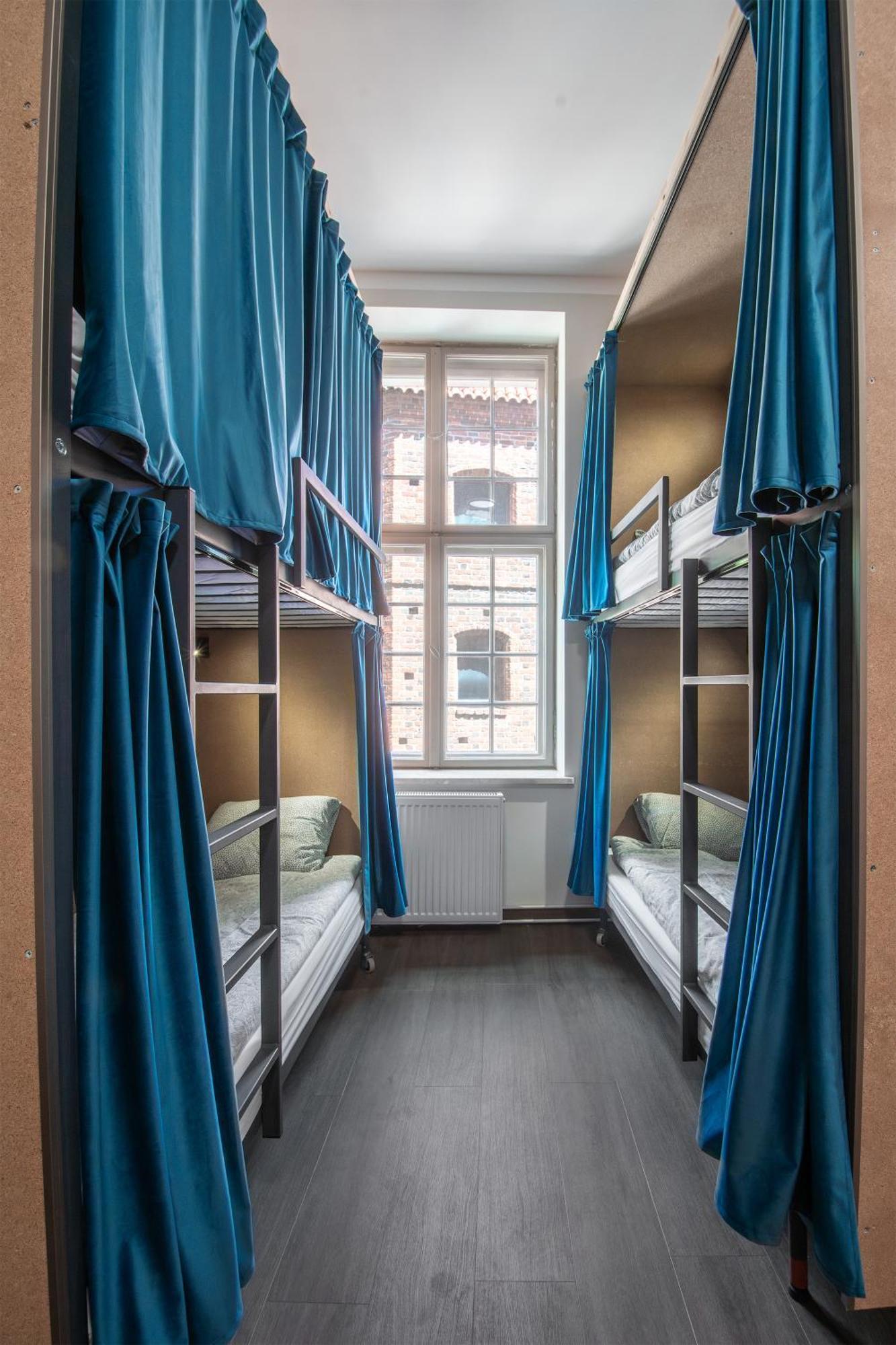 Happy Street Hostel Torun Ngoại thất bức ảnh