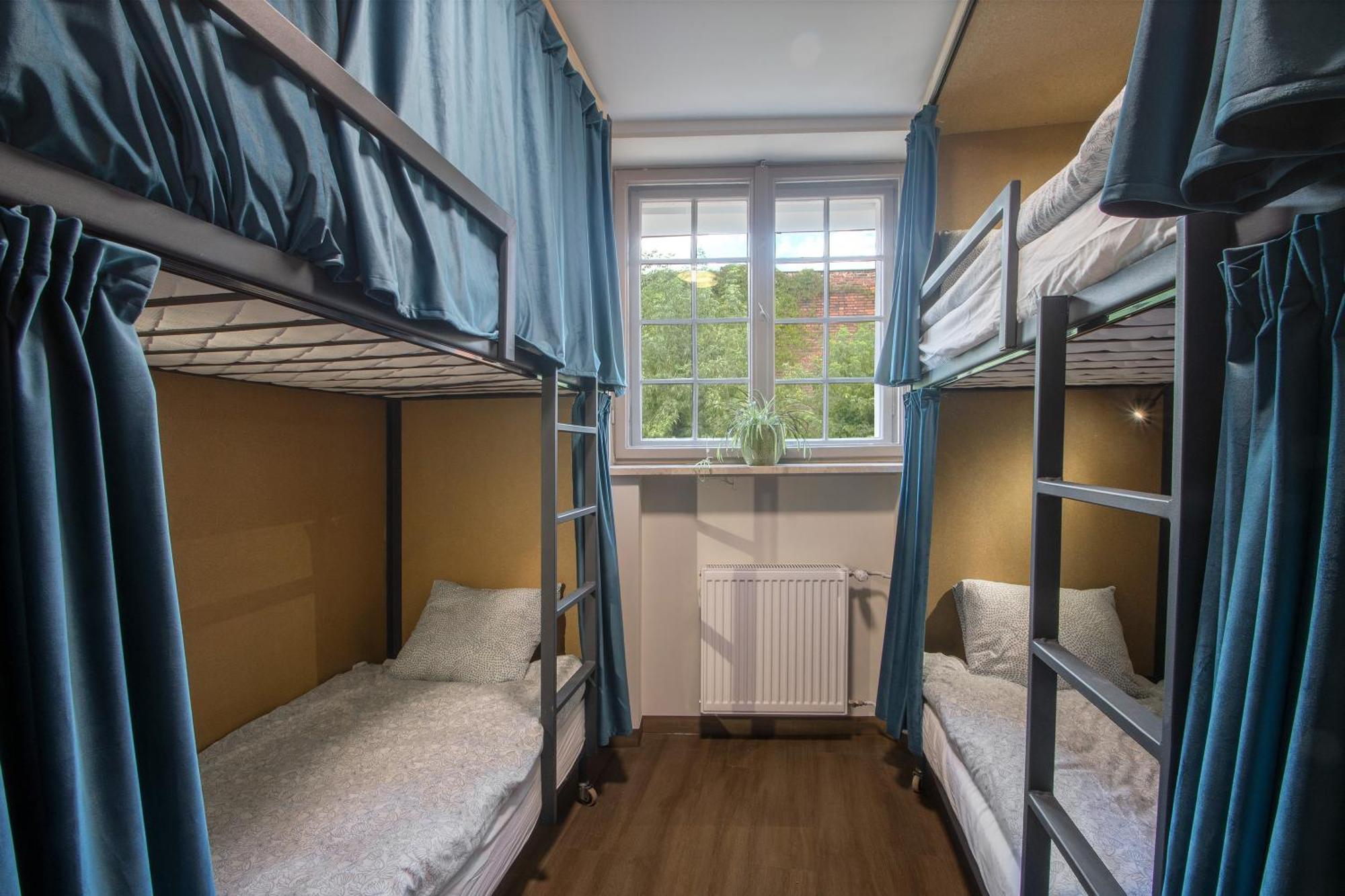Happy Street Hostel Torun Ngoại thất bức ảnh