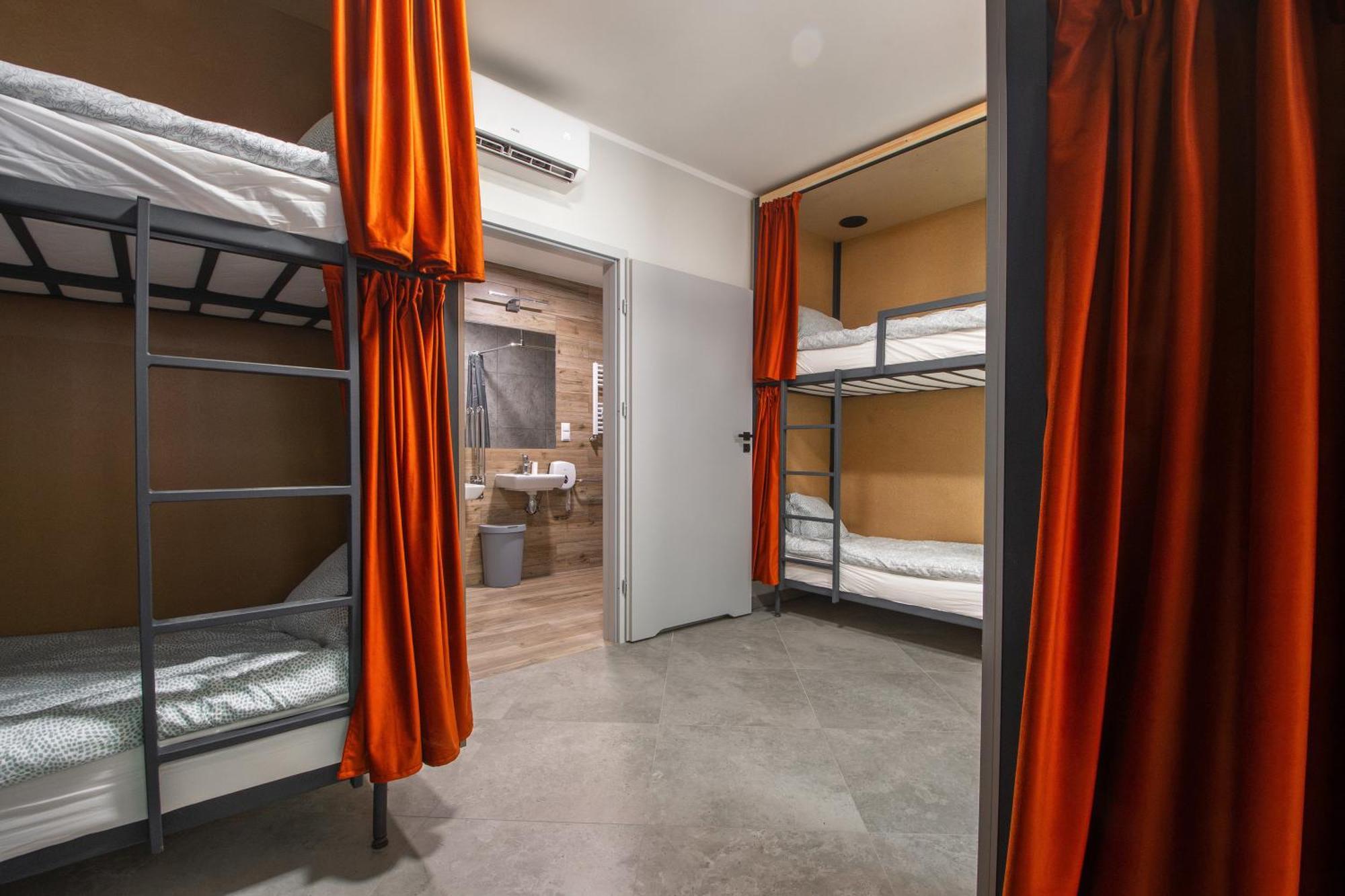 Happy Street Hostel Torun Ngoại thất bức ảnh
