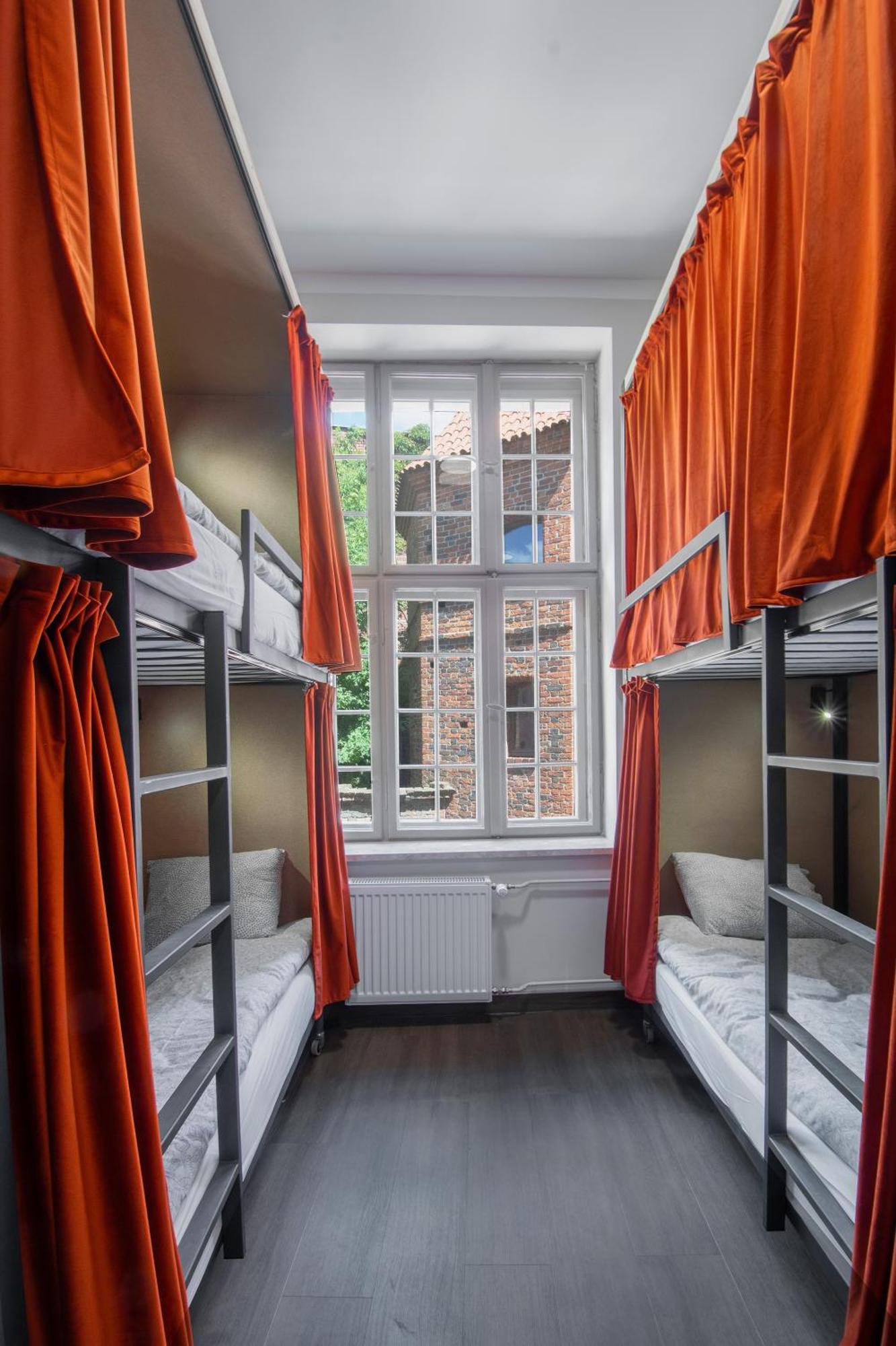 Happy Street Hostel Torun Ngoại thất bức ảnh