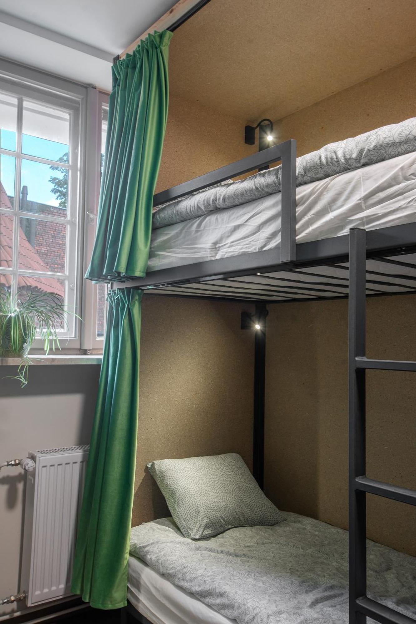 Happy Street Hostel Torun Ngoại thất bức ảnh